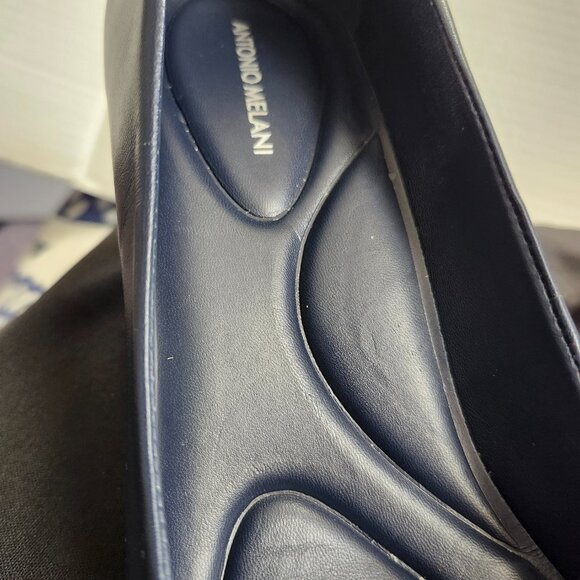 Navy Blue ANTONIO MELANI, Women's size 9M, pointed toe pumps - Picture 5 of 7